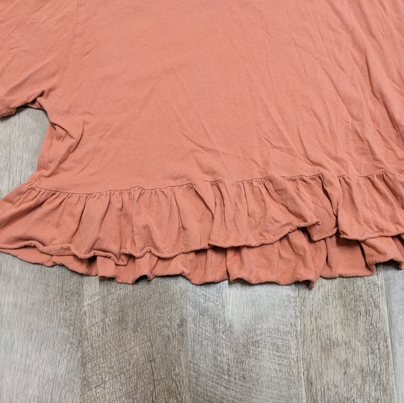 Wild Fable Coral Cropped Wavy ruffle Hemline top - Picture 2 of 6